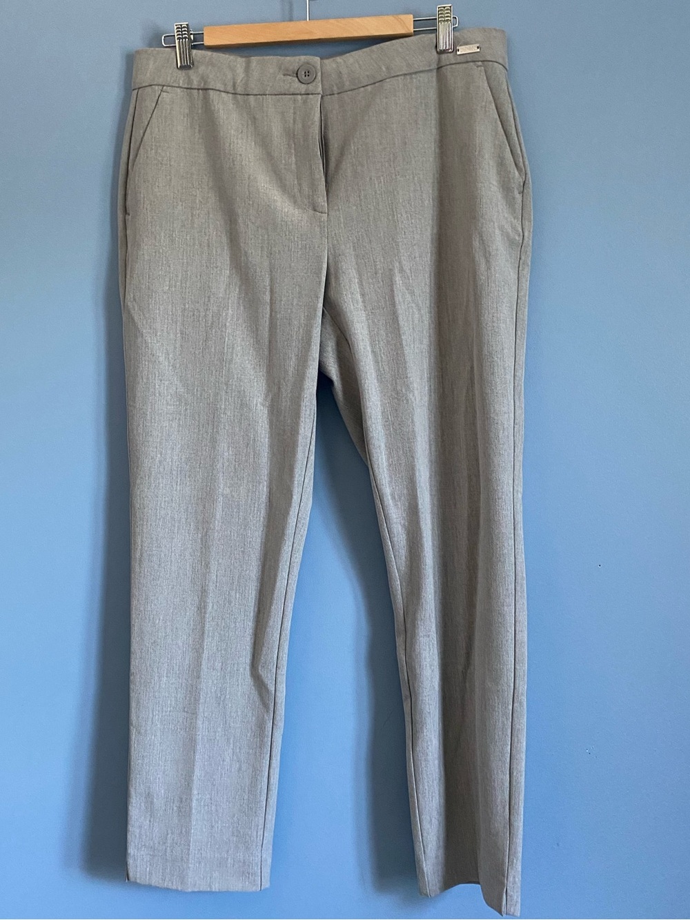 Badgley Mischka Classic Gray Dress Pants